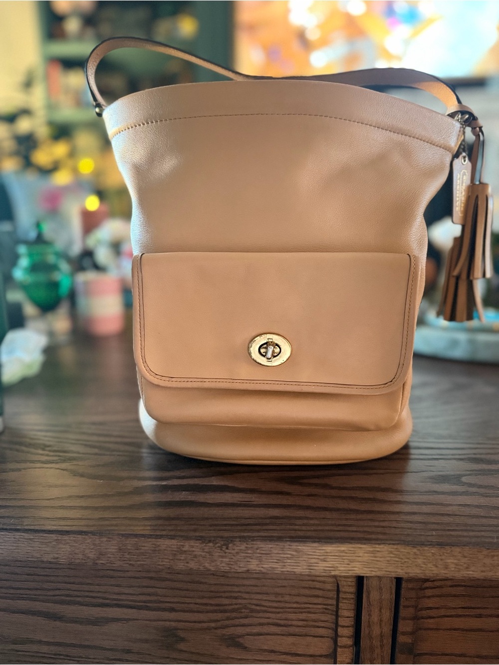 Vintage Coach Legacy Archival Bucket Duffle Bag Tan Leather Front Pocket Tassel